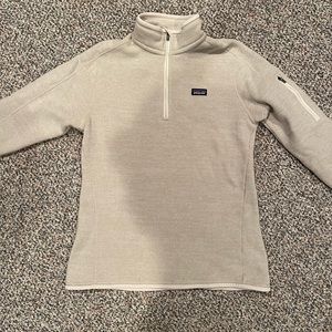 Patagonia quarter zip, size medium, heather beige